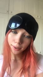 576x1024