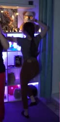 538x1080