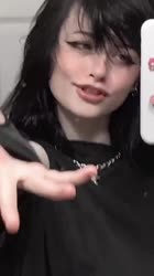 576x1024