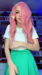 576x1024