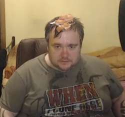 506x475