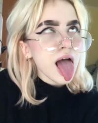 540x676