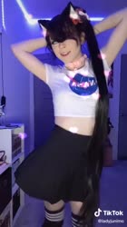 576x1024