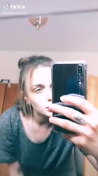 576x1024