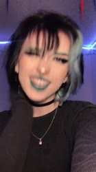 720x1280