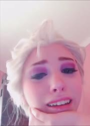774x1080