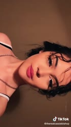 576x1024