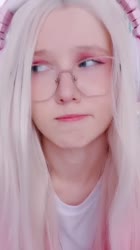 576x1024