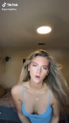 576x1024