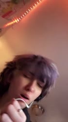 576x1024