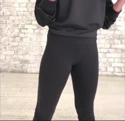 608x590