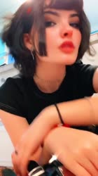 576x1024