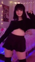 720x1276