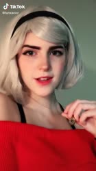 576x1024
