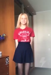 540x784