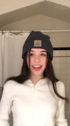 576x1024