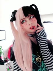 576x768