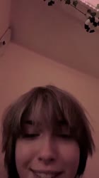576x1024