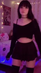 720x1276