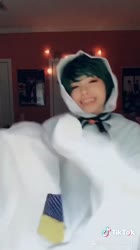 608x1080