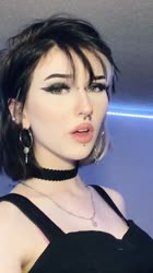 576x1024