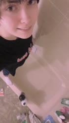 576x1024