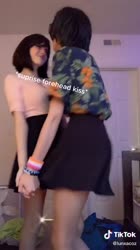 576x1024