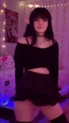 720x1276