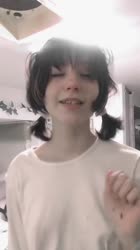 576x1024