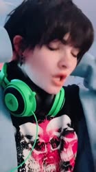576x1024