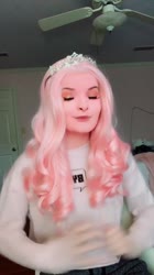 576x1024