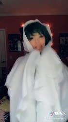 608x1080