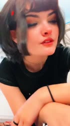 576x1024