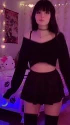 720x1276