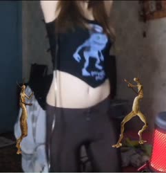 676x700
