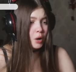 300x282