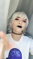 576x1024