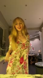 576x1024