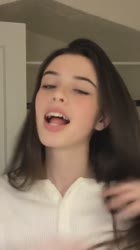 576x1024