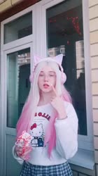 576x1024