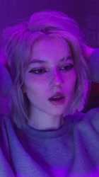 720x1280