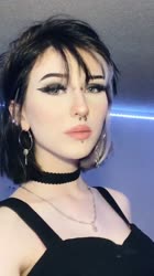 576x1024