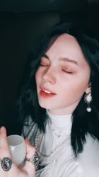 576x1024