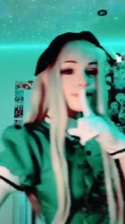 720x1278