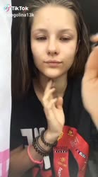 544x976