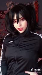 608x1080