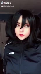 608x1080