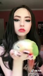 606x1080