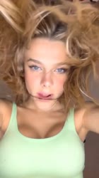 576x1024
