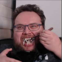 402x398